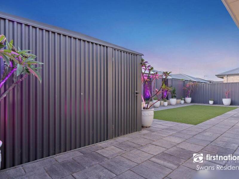 3 Crombie Way, BALDIVIS, WA 6171 AUS