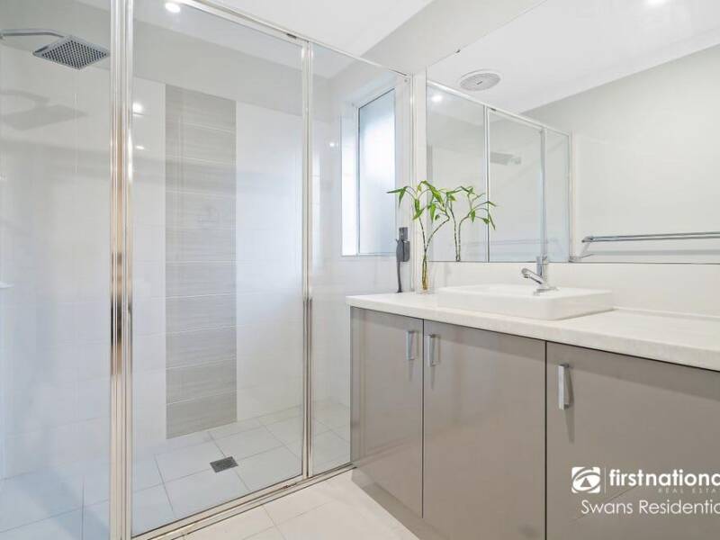 3 Crombie Way, BALDIVIS, WA 6171 AUS
