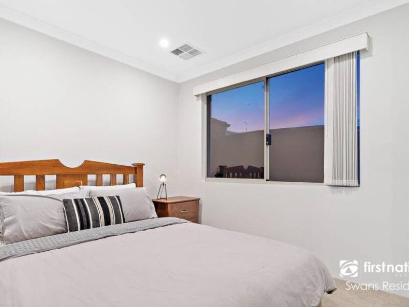 3 Crombie Way, BALDIVIS, WA 6171 AUS