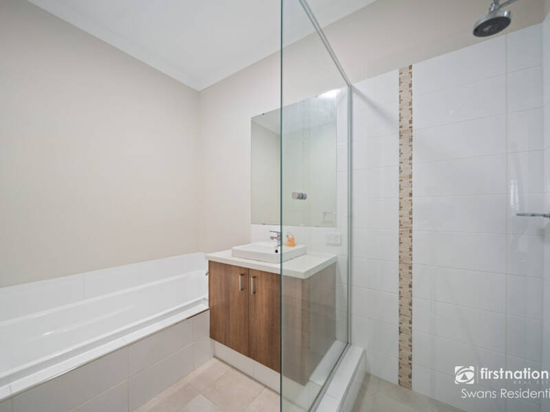 12 Luxhay Parkway, AVELEY, WA 6069 AUS