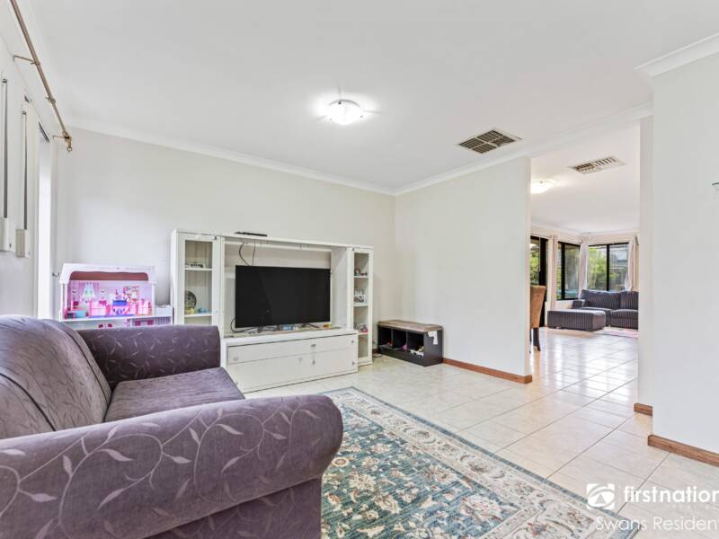 6 Villefort Avenue, ELLENBROOK, WA 6069 AUS