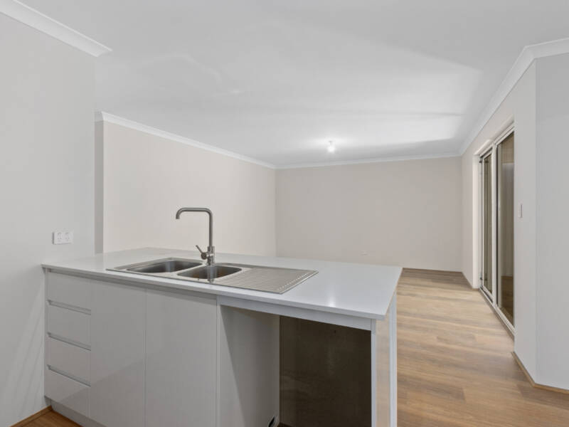 13A Dixie Road, KELMSCOTT, WA 6111 AUS