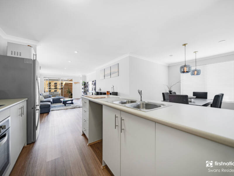 48A Cheriton Avenue, ELLENBROOK, WA 6069 AUS
