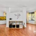 31 Anna Plains Circle, ELLENBROOK, WA 6069 AUS