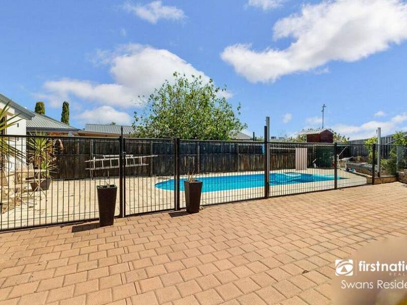 31 Anna Plains Circle, ELLENBROOK, WA 6069 AUS