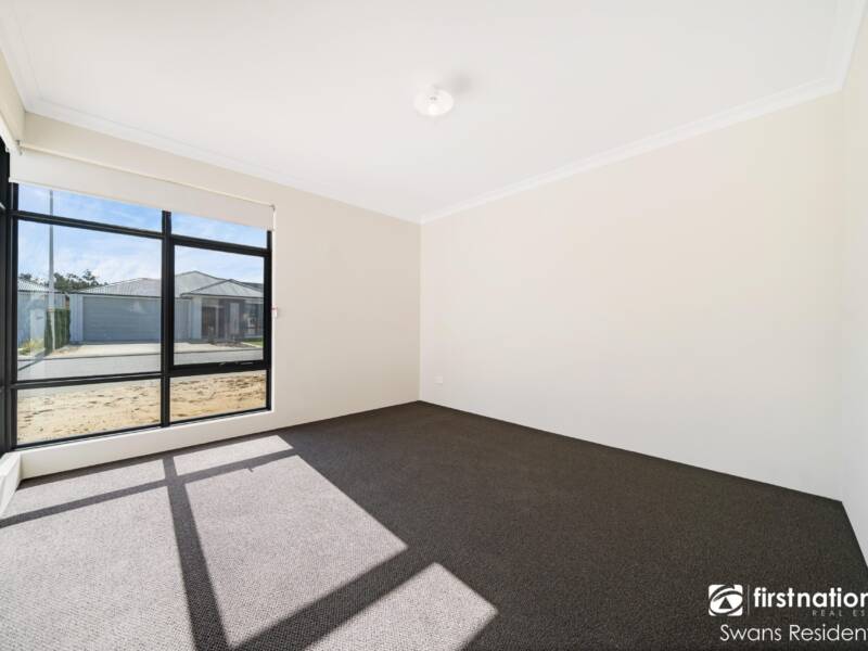 11 Capricorn Crescent, BENNETT SPRINGS, WA 6063 AUS