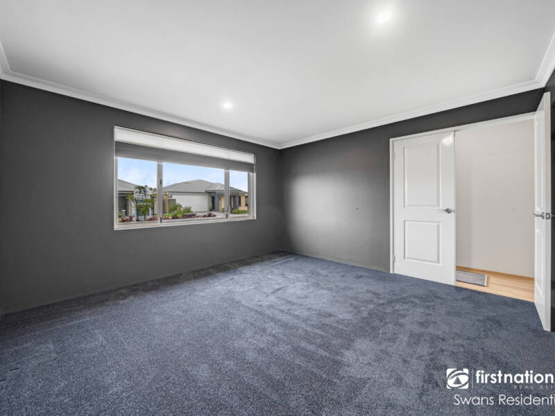 6 Belgrove Way, CAVERSHAM, WA 6055 AUS