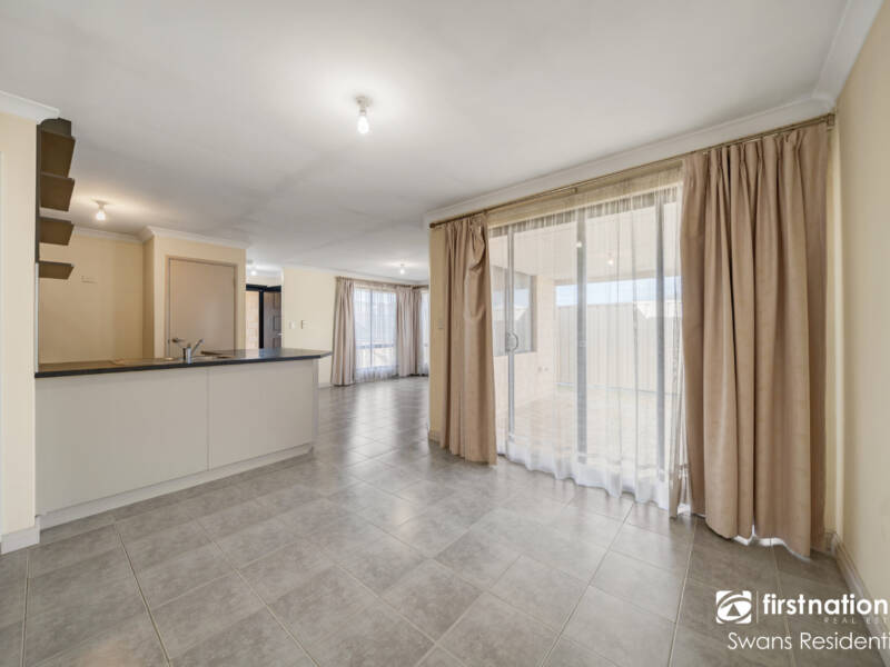 112 Marginson Drive, LANDSDALE, WA 6065 AUS