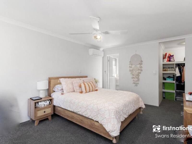 6 Cluny Way, ELLENBROOK, WA 6069 AUS