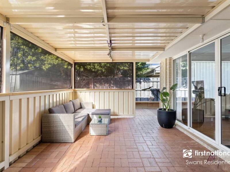 6 Cluny Way, ELLENBROOK, WA 6069 AUS