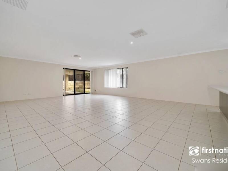 3 Greenslade Crescent, ELLENBROOK, WA 6069 AUS