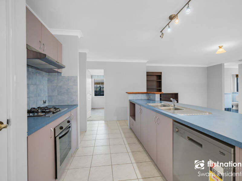 7 Withnell Drive, ELLENBROOK, WA 6069 AUS
