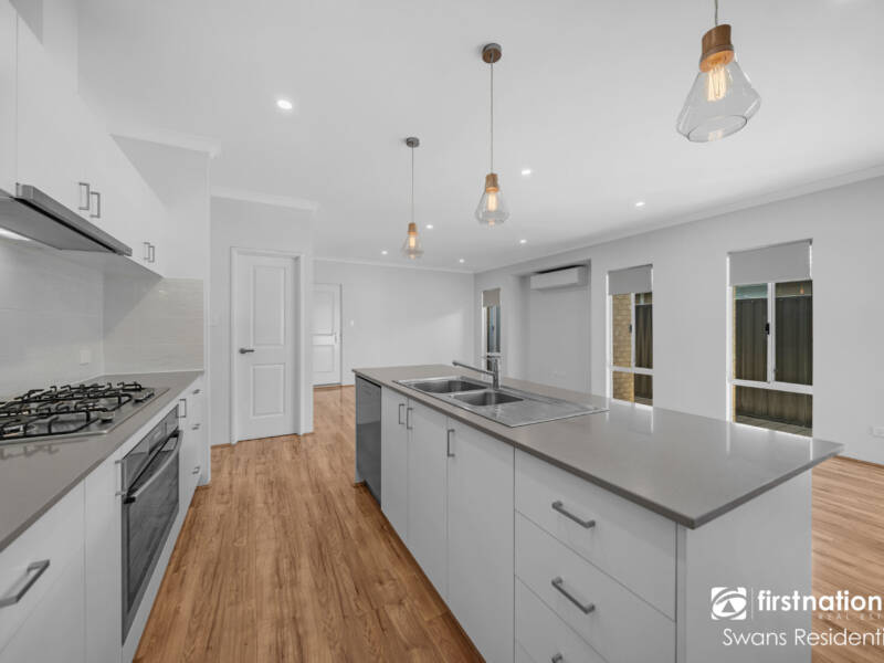 9 Durleigh Road, AVELEY, WA 6069 AUS