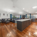 2 Ellery gate, AVELEY, WA 6069 AUS