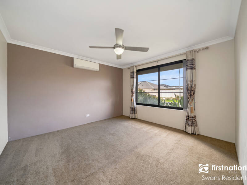 11 Blatina Way, CAVERSHAM, WA 6055 AUS