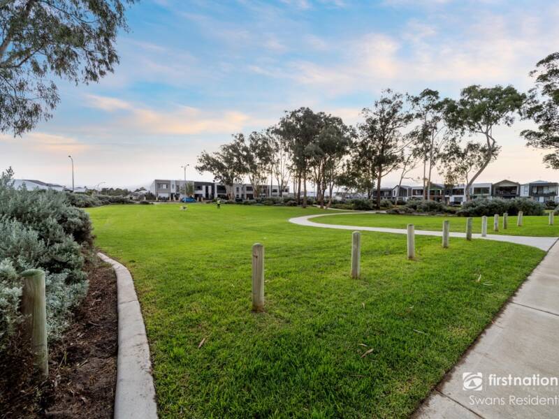 24 Kentmere Street, AVELEY, WA 6069 AUS