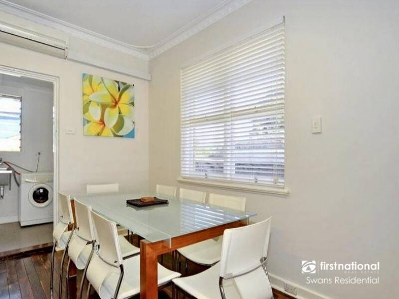 24 Trink Street, CLOVERDALE, WA 6105 AUS