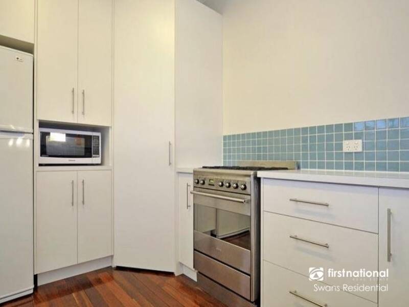 24 Trink Street, CLOVERDALE, WA 6105 AUS