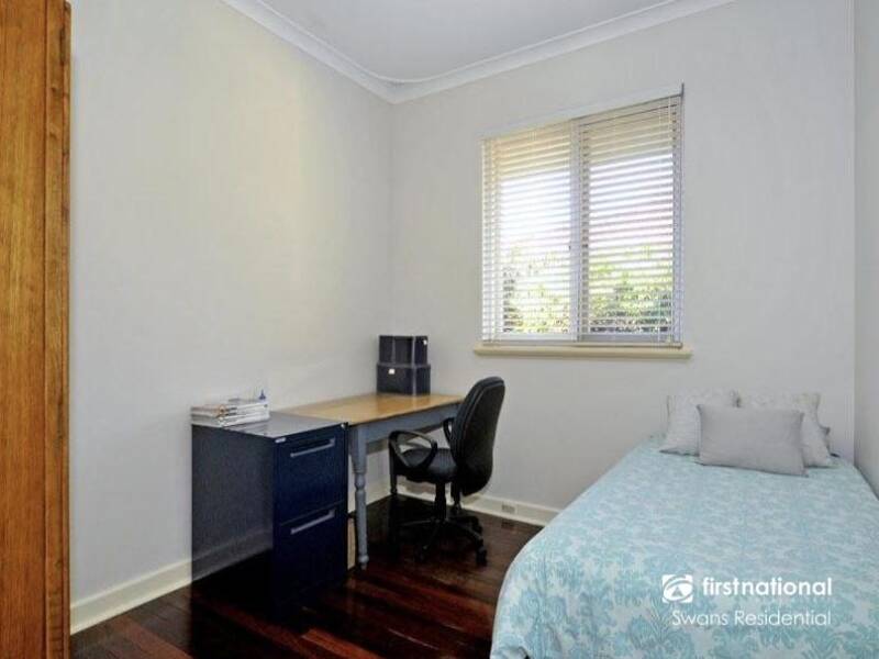 24 Trink Street, CLOVERDALE, WA 6105 AUS