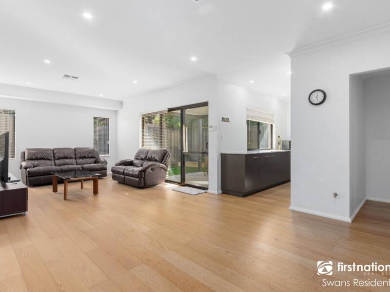 93A Keane Street, CLOVERDALE, WA 6105 AUS