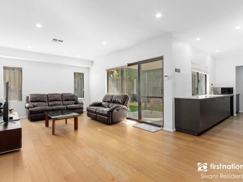 93A Keane Street, CLOVERDALE, WA 6105 AUS