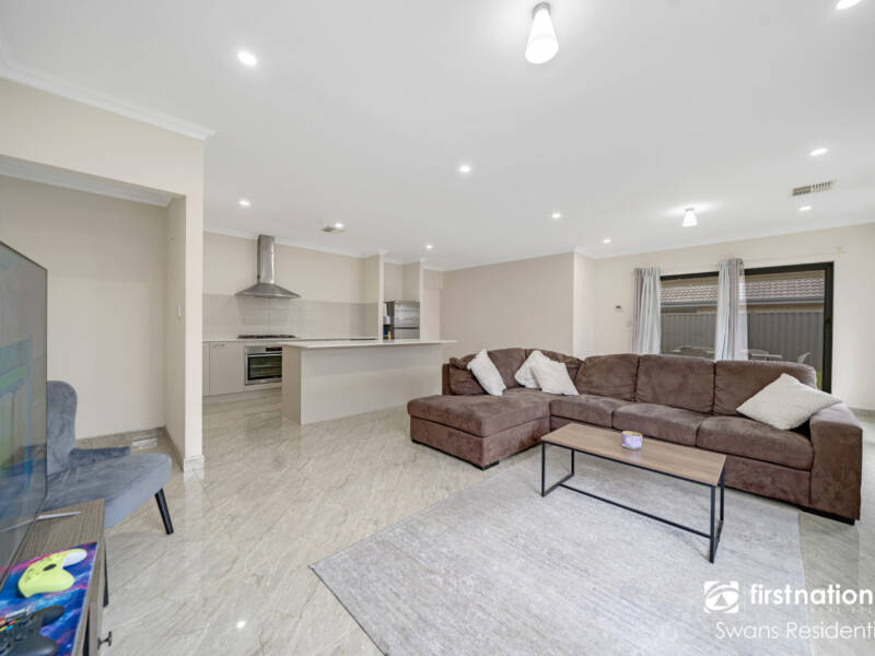 35 Aquinnah Way, WELLARD, WA 6170 AUS