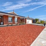 77 Edgecombe Pass, AVELEY, WA 6069 AUS