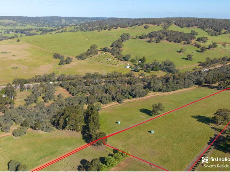 33 Hart Drive, CHITTERING, WA 6084 AUS