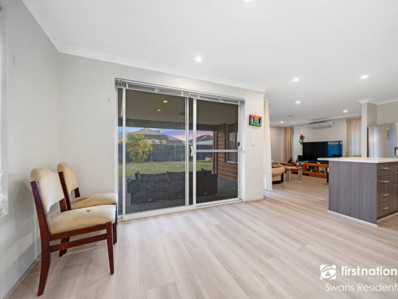 6 Tickner Parade, ELLENBROOK, WA 6069 AUS