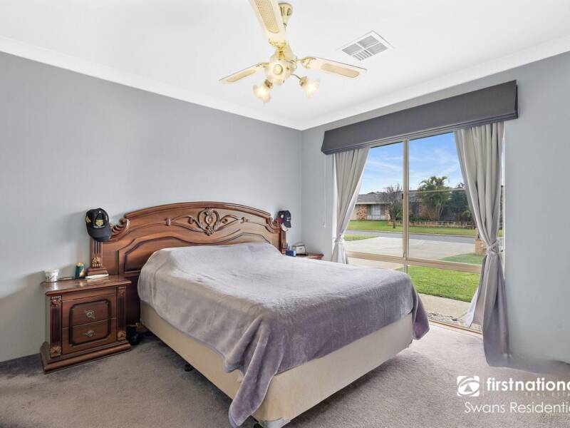 54 Bottlebrush Drive, THORNLIE, WA 6108 AUS