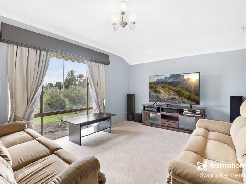 54 Bottlebrush Drive, THORNLIE, WA 6108 AUS
