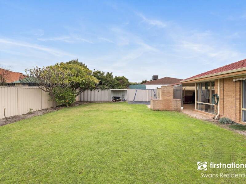 54 Bottlebrush Drive, THORNLIE, WA 6108 AUS