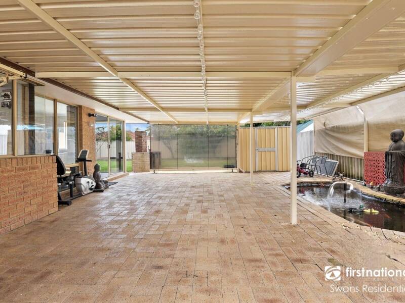 54 Bottlebrush Drive, THORNLIE, WA 6108 AUS