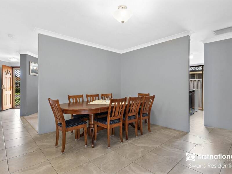 54 Bottlebrush Drive, THORNLIE, WA 6108 AUS