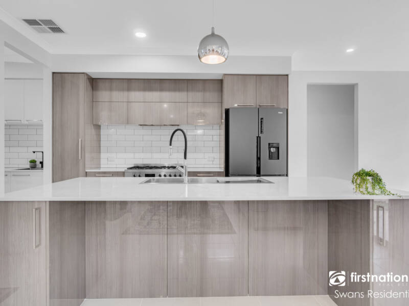 43 Clydesdale Street, ELLENBROOK, WA 6069 AUS
