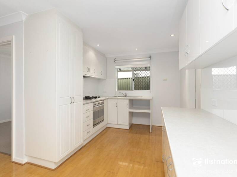 1/34 Eric Street, COMO, WA 6152 AUS