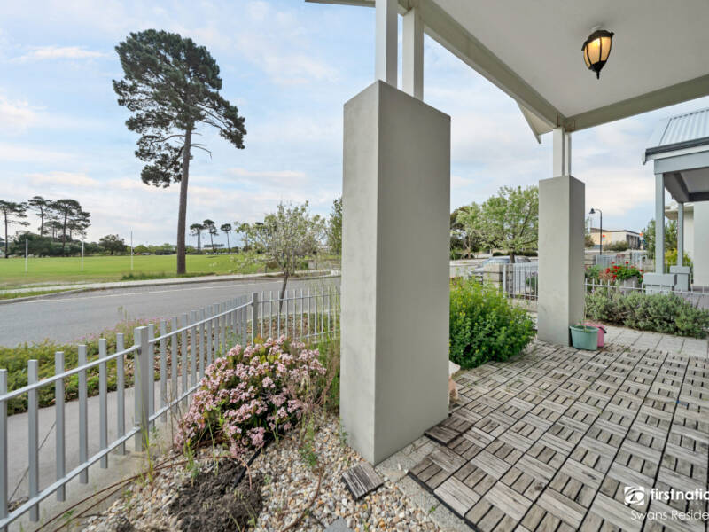 51 Oval Vista, ELLENBROOK, WA 6069 AUS