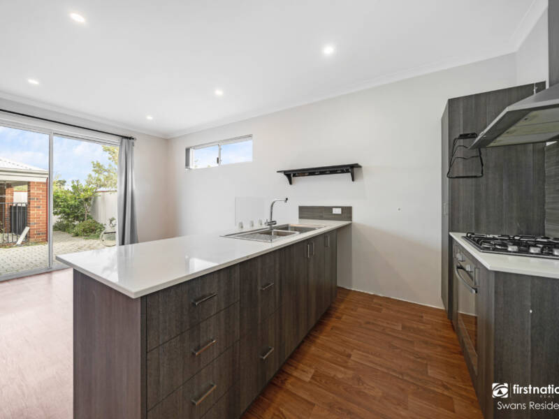 51 Oval Vista, ELLENBROOK, WA 6069 AUS