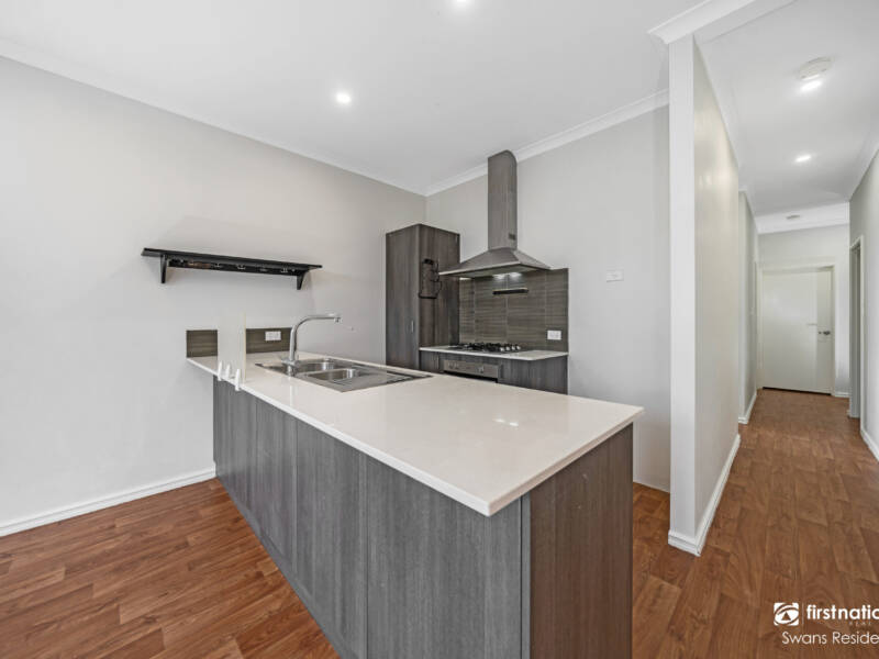 51 Oval Vista, ELLENBROOK, WA 6069 AUS