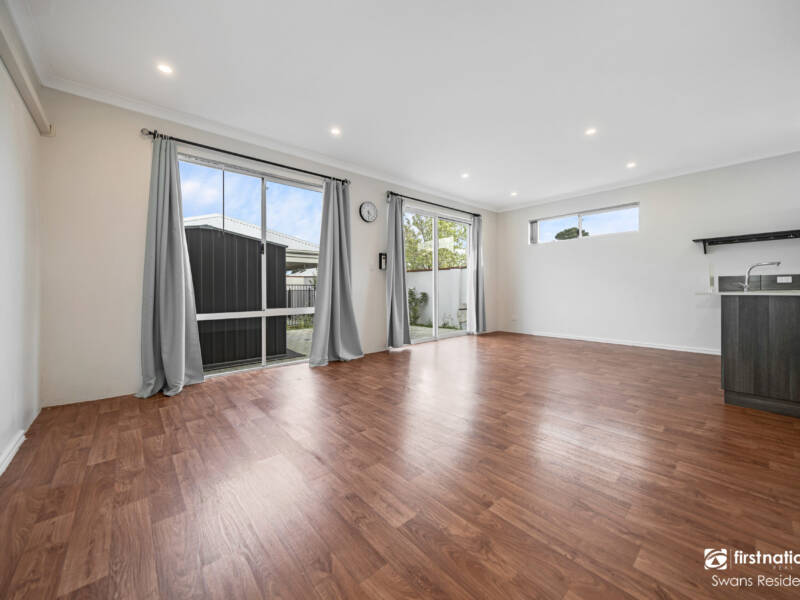 51 Oval Vista, ELLENBROOK, WA 6069 AUS