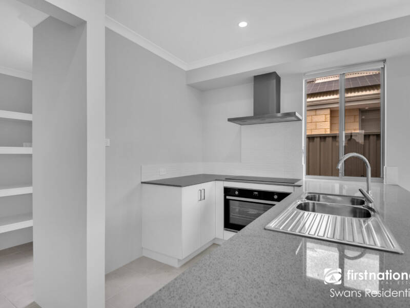 32 Karreen Way, SOUTH GUILDFORD, WA 6055 AUS