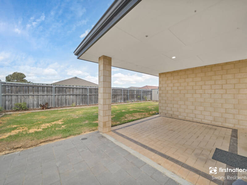 17 Solway Brace, ELLENBROOK, WA 6069 AUS