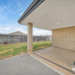 17 Solway Brace, ELLENBROOK, WA 6069 AUS