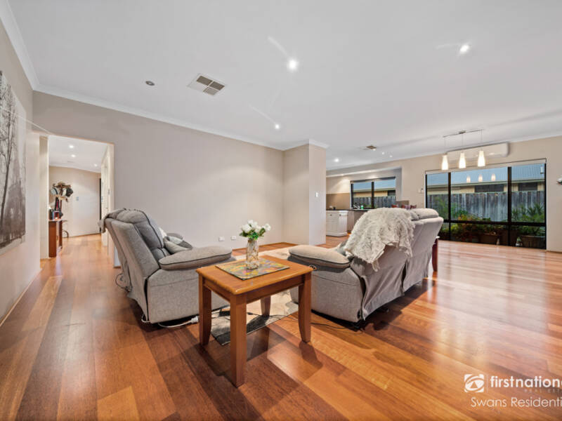 4 Yarran Link, ELLENBROOK, WA 6069 AUS