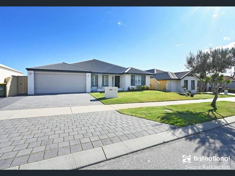 12 Featherstone Gardens, BUTLER, WA 6036 AUS