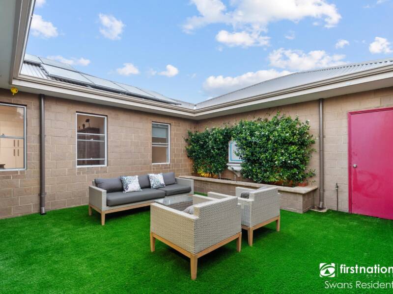 4/309 Wharf Street, QUEENS PARK, WA 6107 AUS