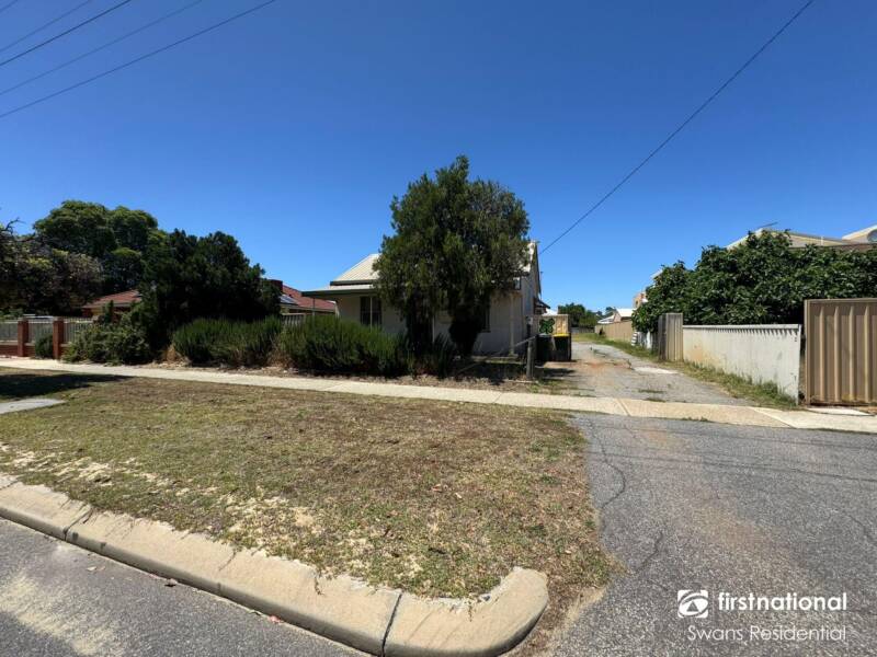 51 Charles Street, MIDLAND, WA 6056 AUS