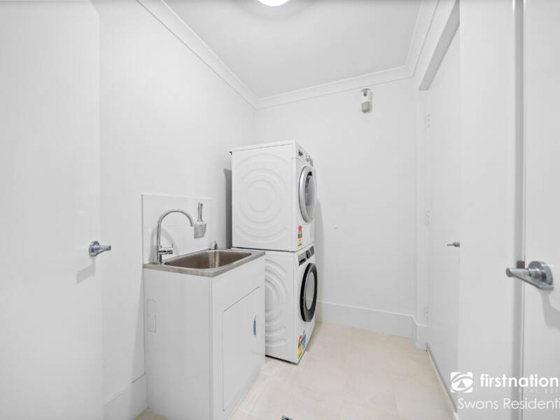 14 Chasewater Street, AVELEY, WA 6069 AUS