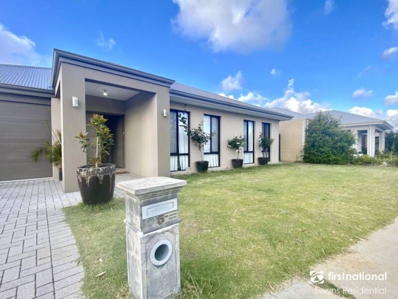 5 Malmaison Way, LANDSDALE, WA 6065 AUS