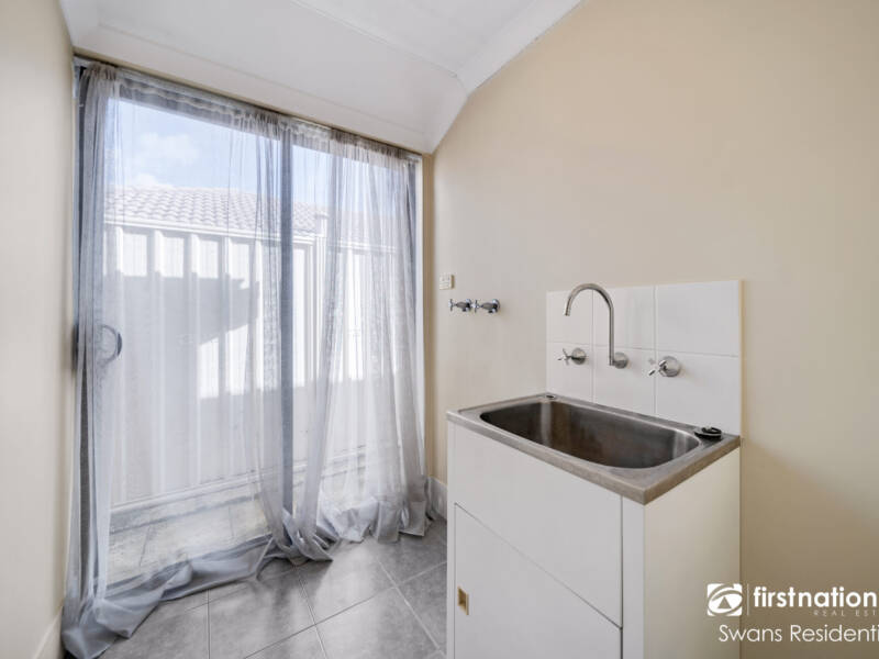 112 Marginson Drive, LANDSDALE, WA 6065 AUS